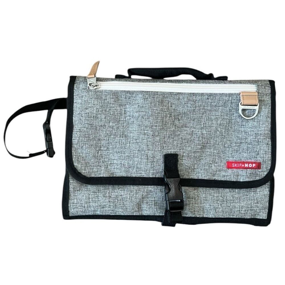 Skip Hop Pronto Baby Unisex Gray Portable Changing Station Cushioned Diaper Pad